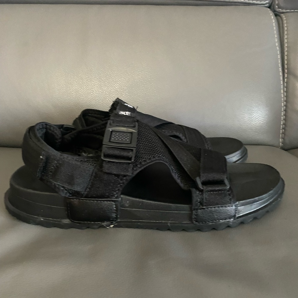 Sandals fashion